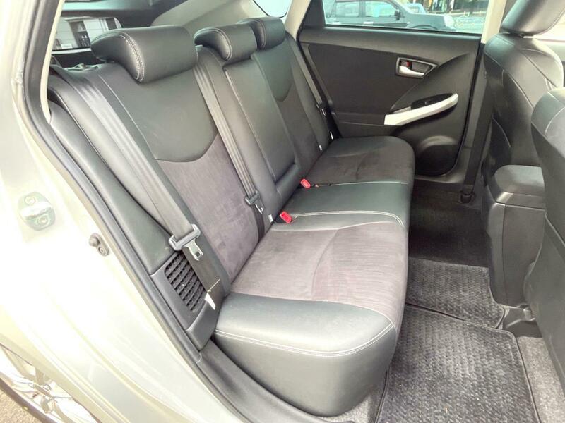 PRIUS PHV
