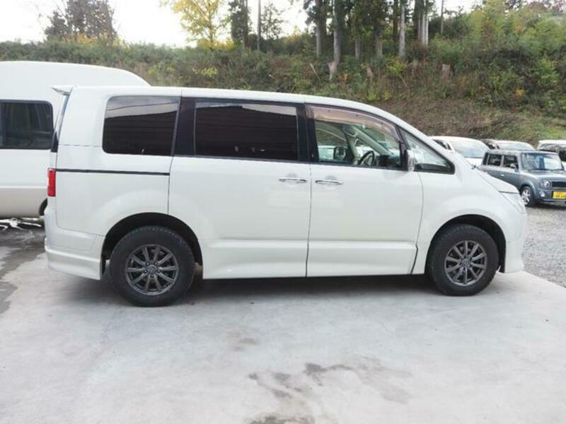 DELICA D5