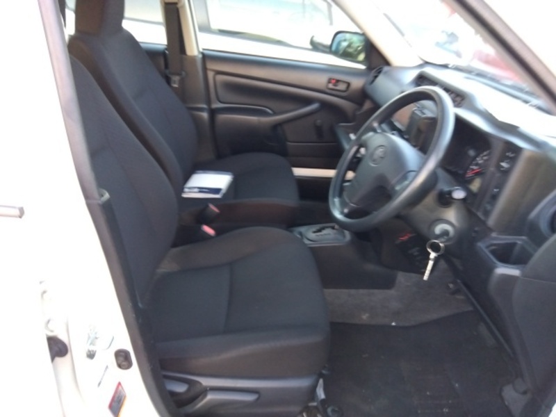 PROBOX VAN