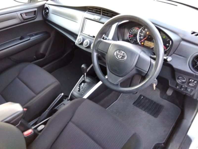COROLLA FIELDER
