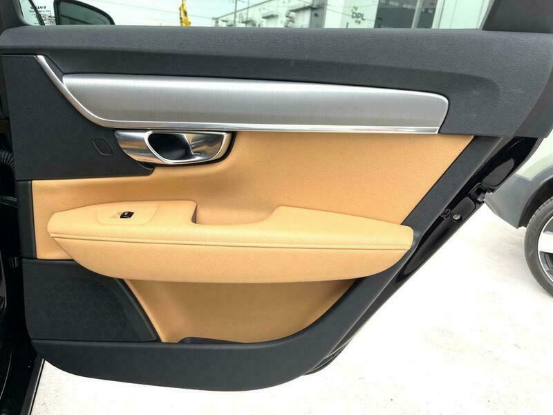 V90