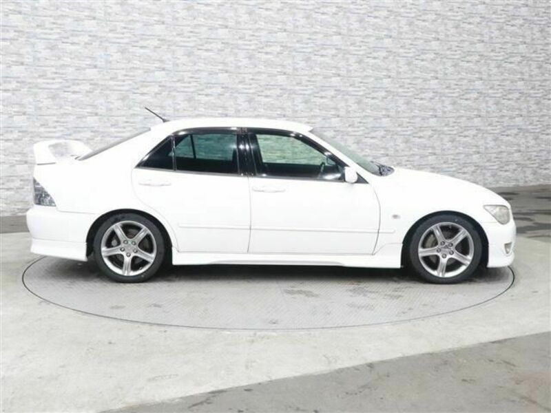 ALTEZZA