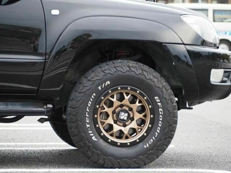 HILUX SURF