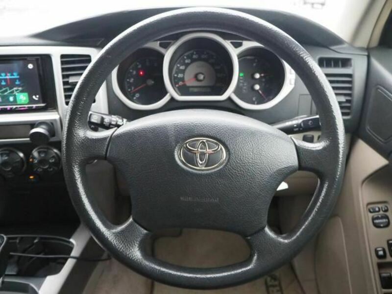 HILUX SURF