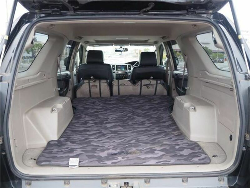HILUX SURF