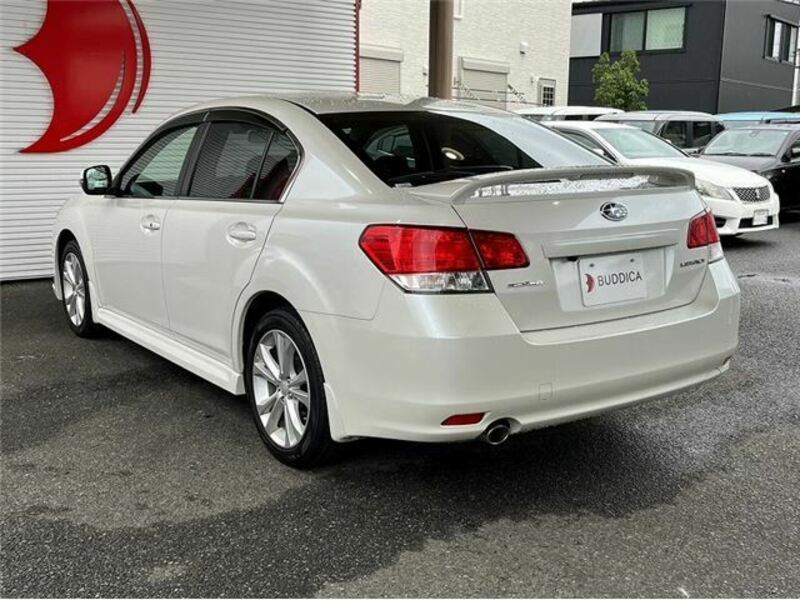 LEGACY B4