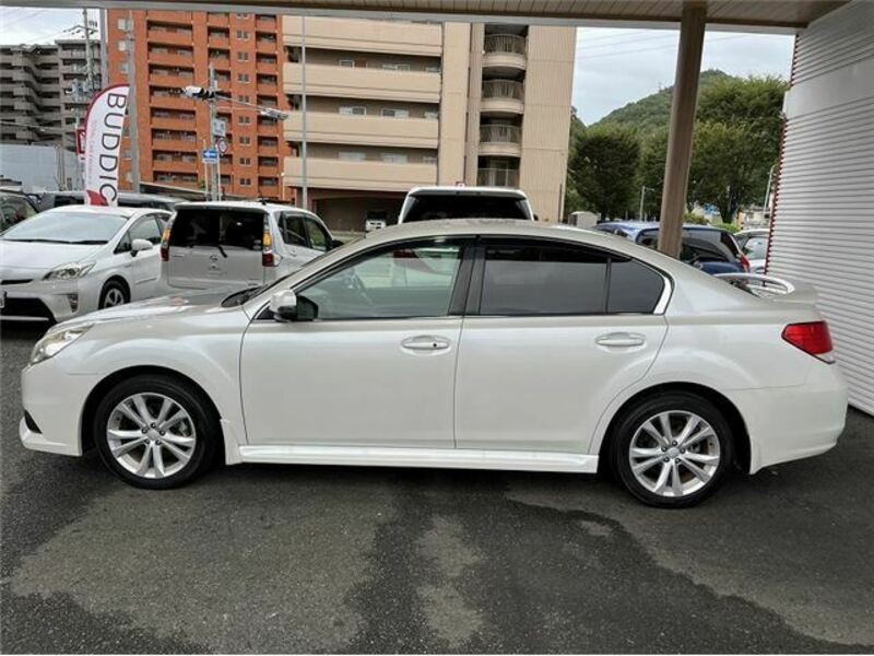 LEGACY B4