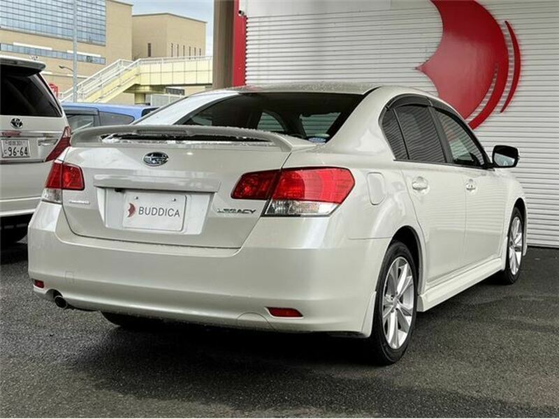 LEGACY B4