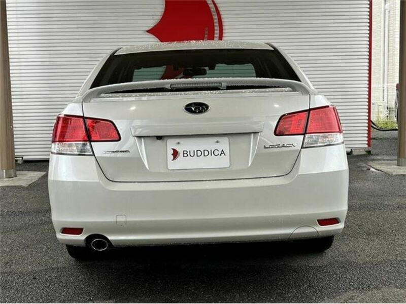 LEGACY B4