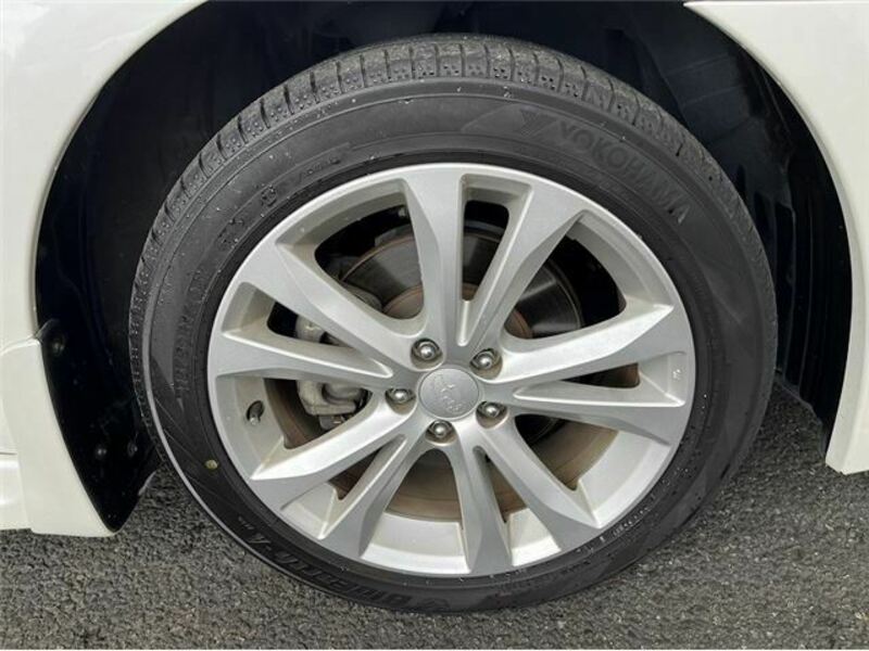 LEGACY B4