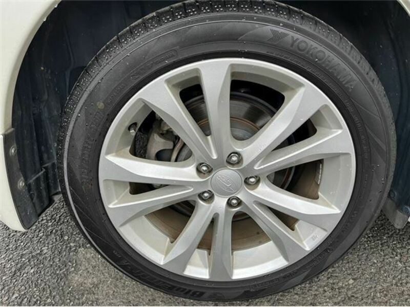 LEGACY B4