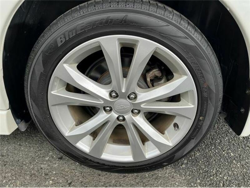 LEGACY B4