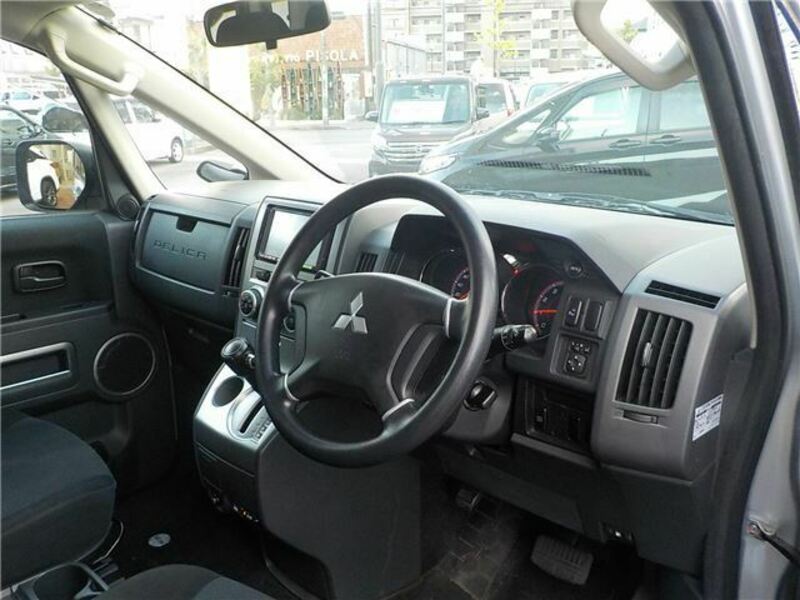DELICA D5