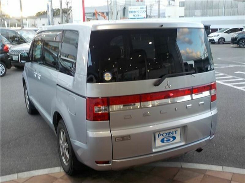 DELICA D5