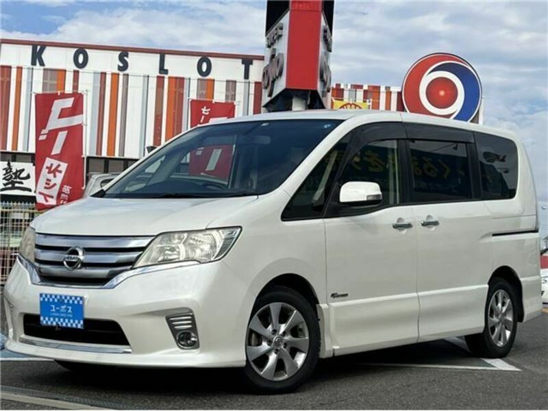 NISSAN　SERENA
