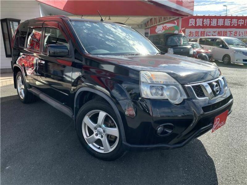 X-TRAIL