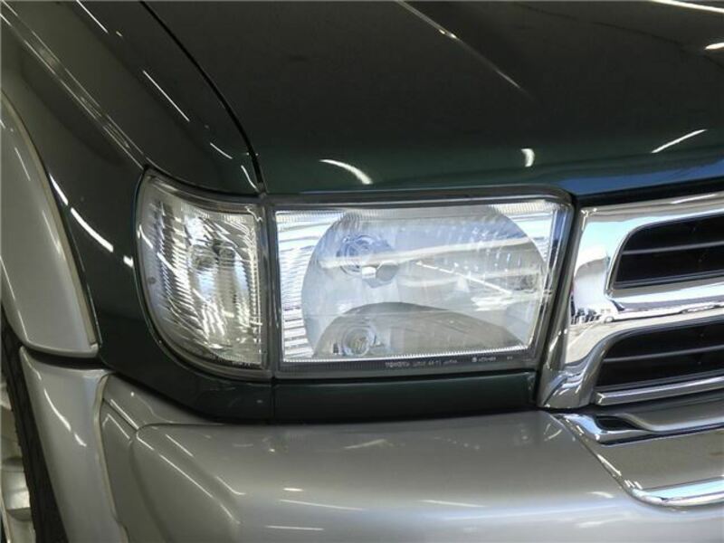 HILUX SURF