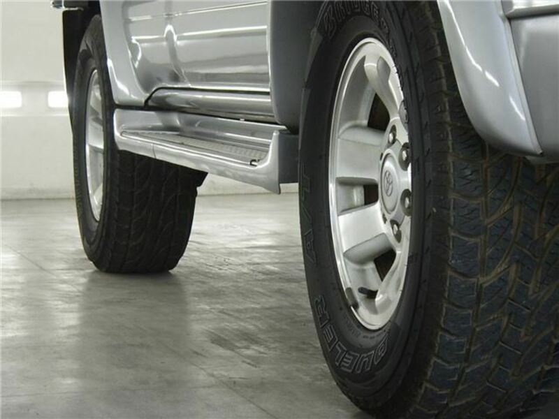 HILUX SURF