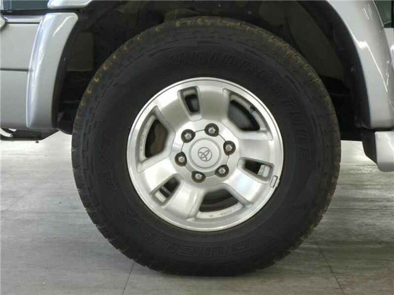 HILUX SURF