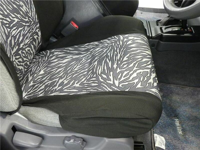 HILUX SURF