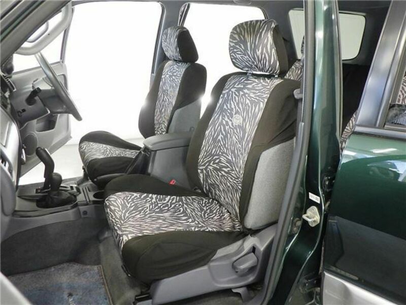 HILUX SURF