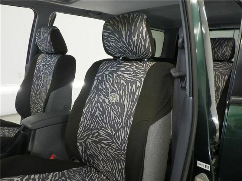 HILUX SURF