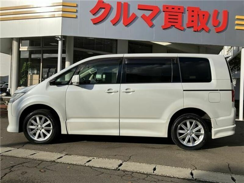 DELICA D5