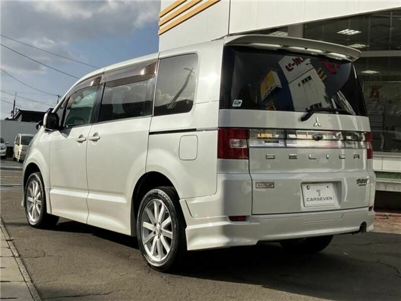 DELICA D5