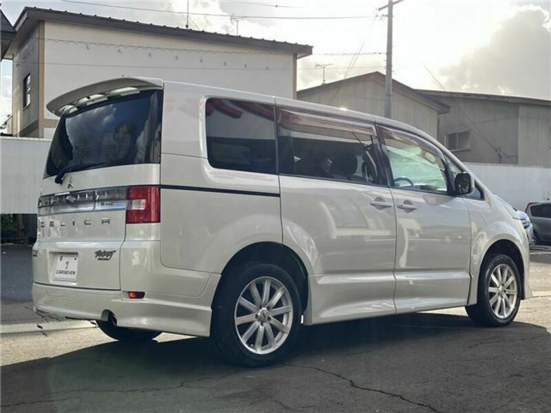 DELICA D5