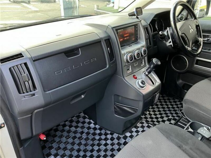 DELICA D5