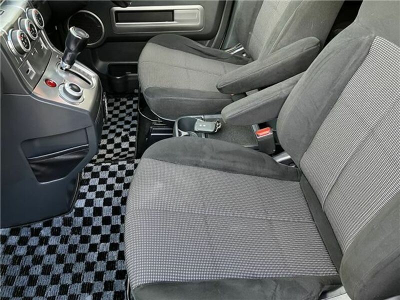 DELICA D5