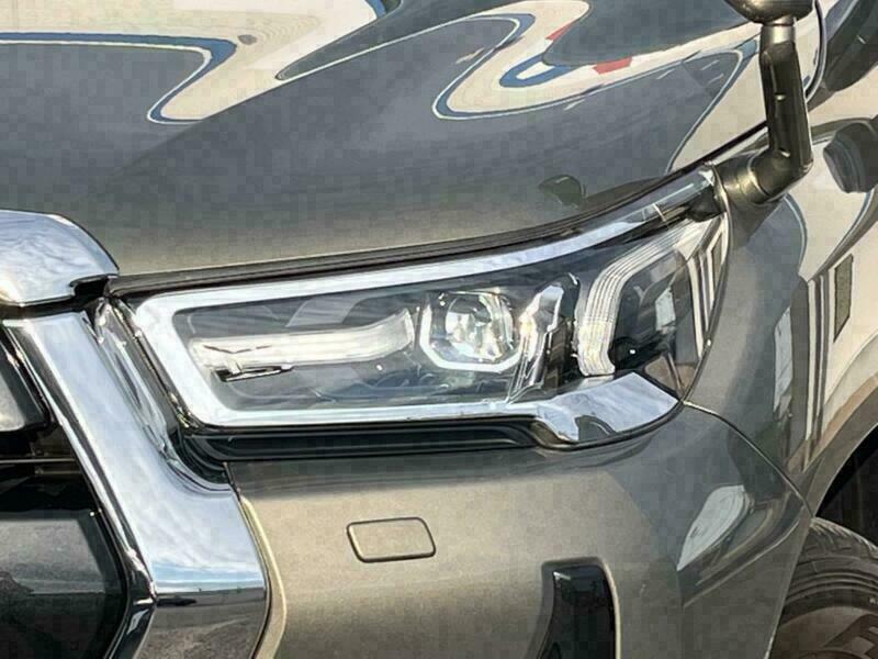 HILUX
