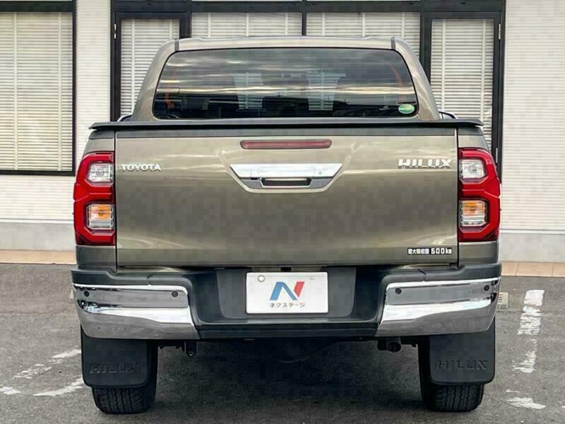 HILUX