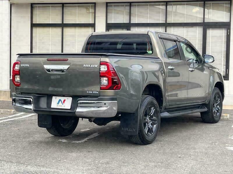 HILUX