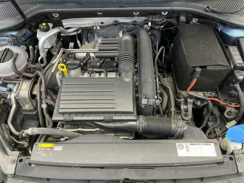 GOLF VARIANT