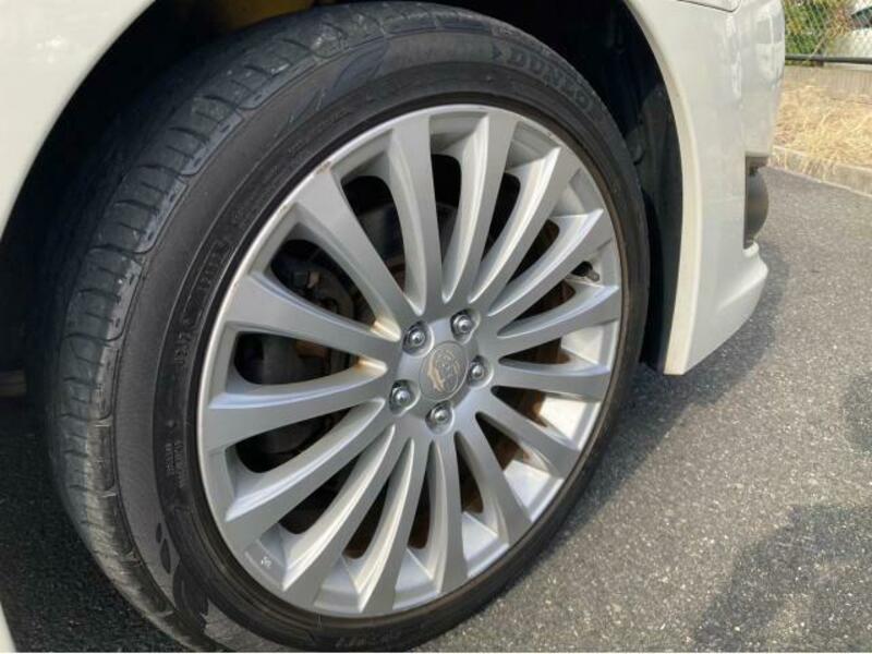 LEGACY B4