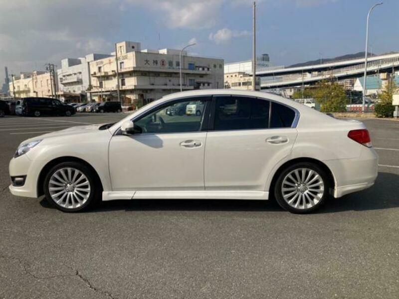 LEGACY B4