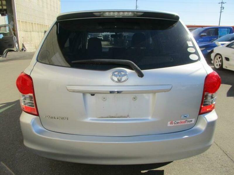 COROLLA FIELDER
