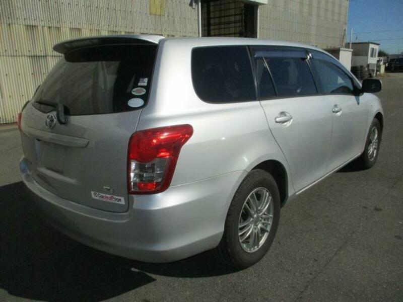 COROLLA FIELDER