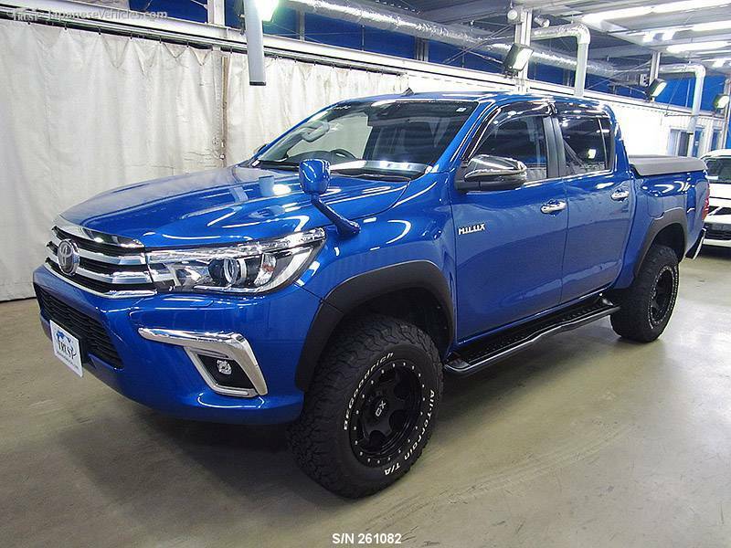 TOYOTA　HILUX
