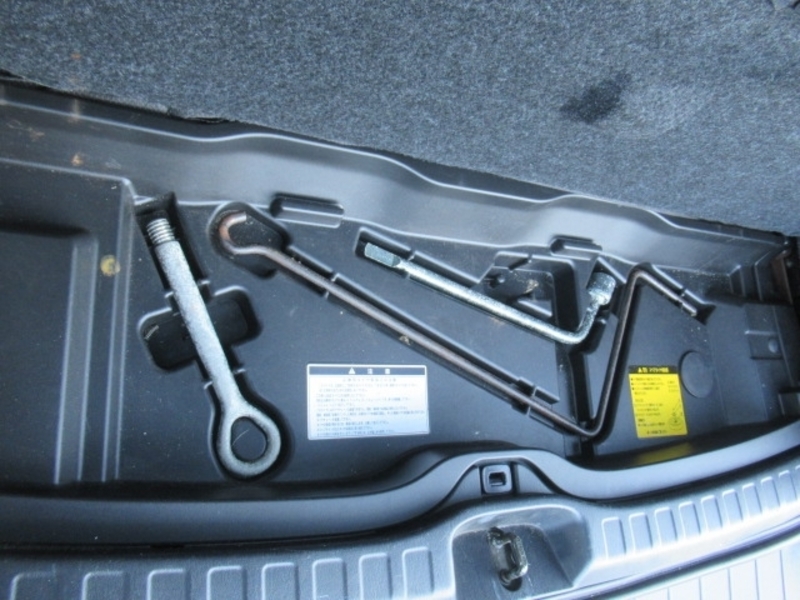 KLUGER L
