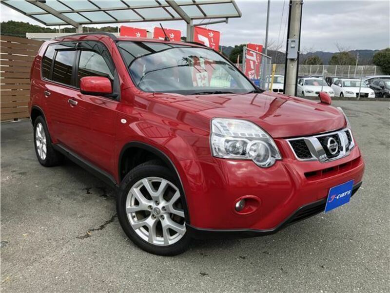 X-TRAIL