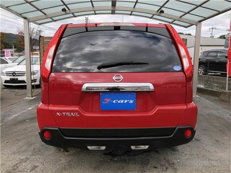 X-TRAIL
