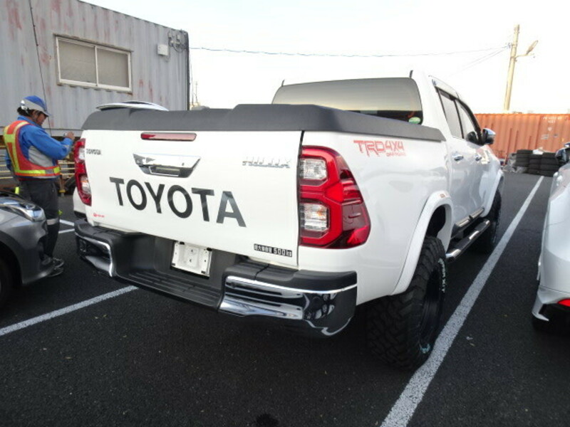 HILUX