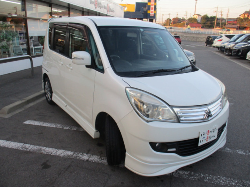 DELICA D2