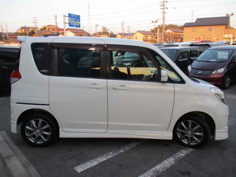 DELICA D2