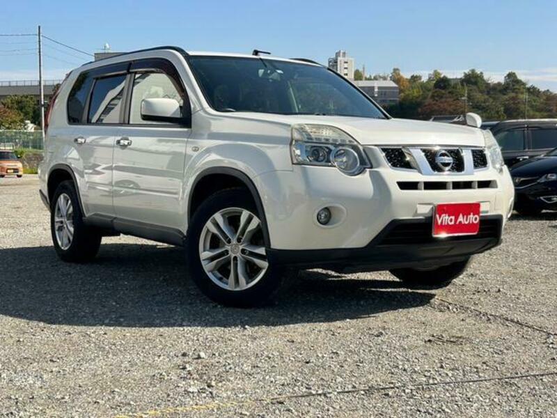 X-TRAIL