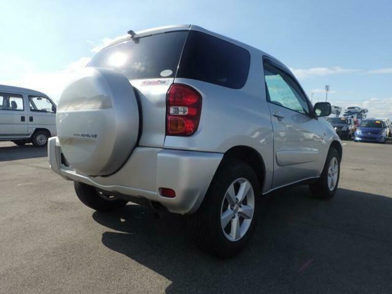 RAV4