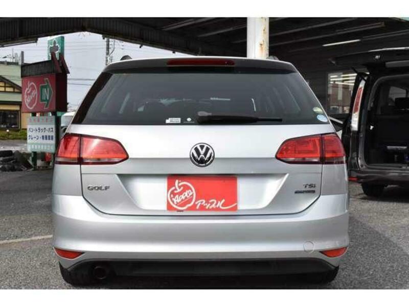 GOLF VARIANT