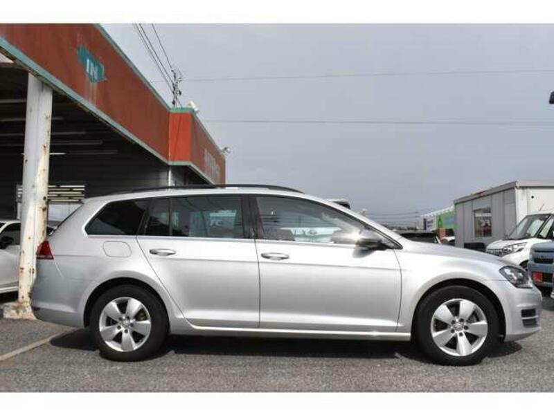 GOLF VARIANT
